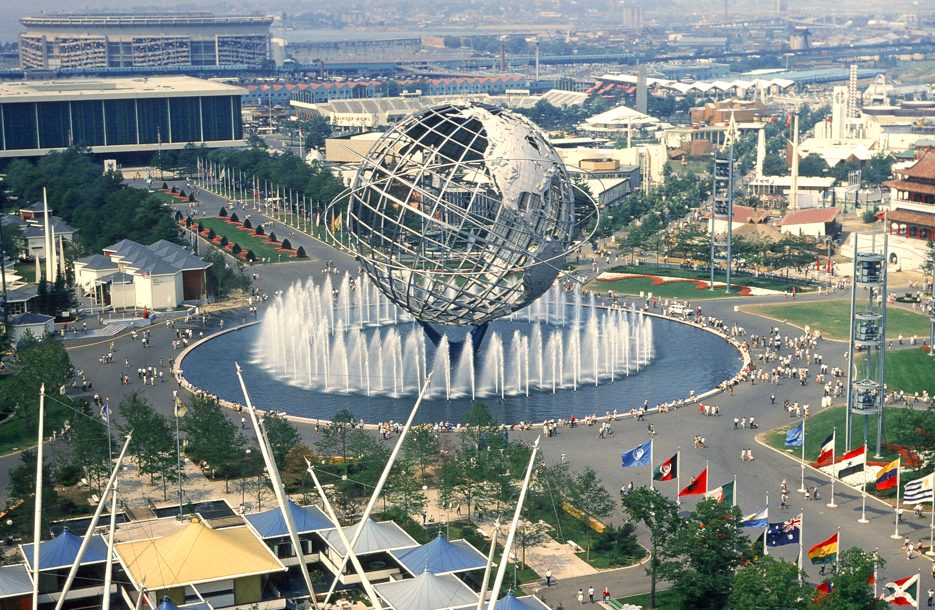 New_York_World's_Fair_August_1964