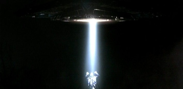 x-files-1---alienigenas-1452097976631_615x300