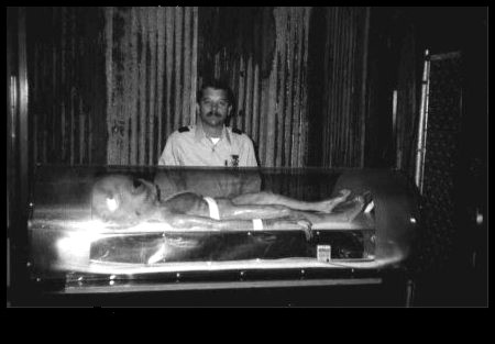 Este ET teria sido capturado e preso na Área 51.